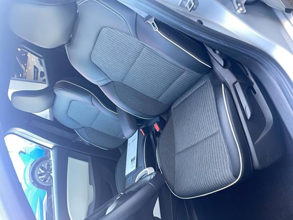 Vente en ligne Renault Clio 5 Clio E-Tech full hybrid 145 au prix de 19 100 €