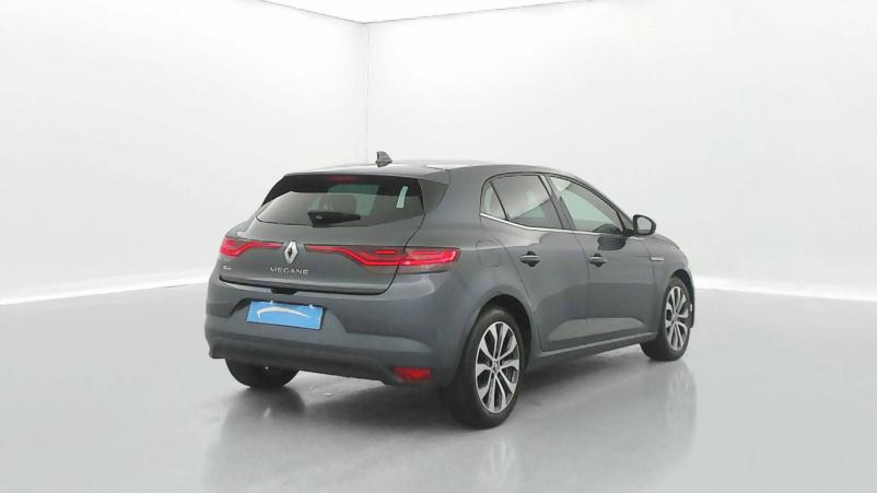 Vente en ligne Renault Megane 4  Blue dCi 115 EDC au prix de 23 990 €
