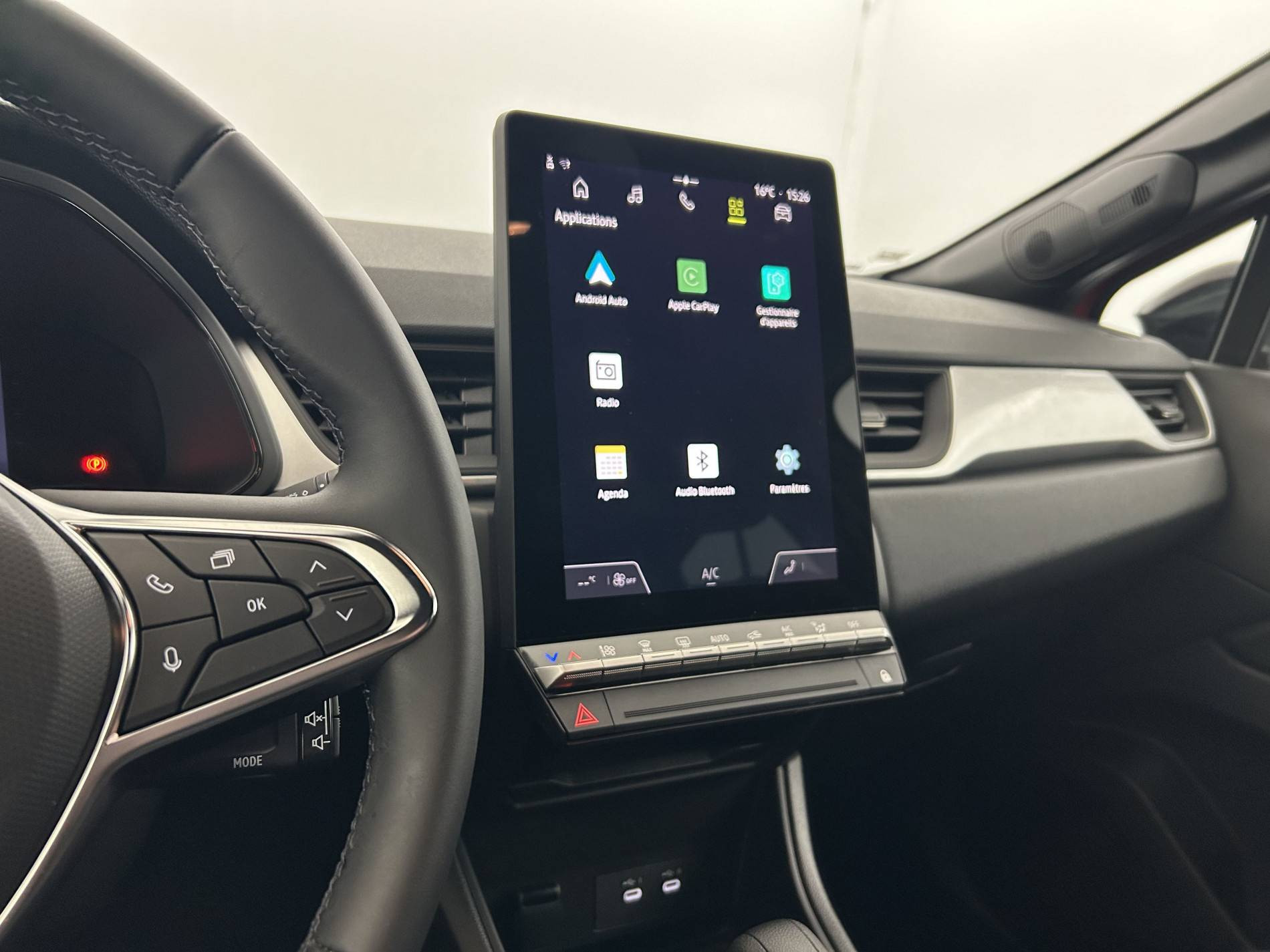 Vente en ligne Renault Symbioz  E-Tech full hybrid 145 au prix de 25 500 €