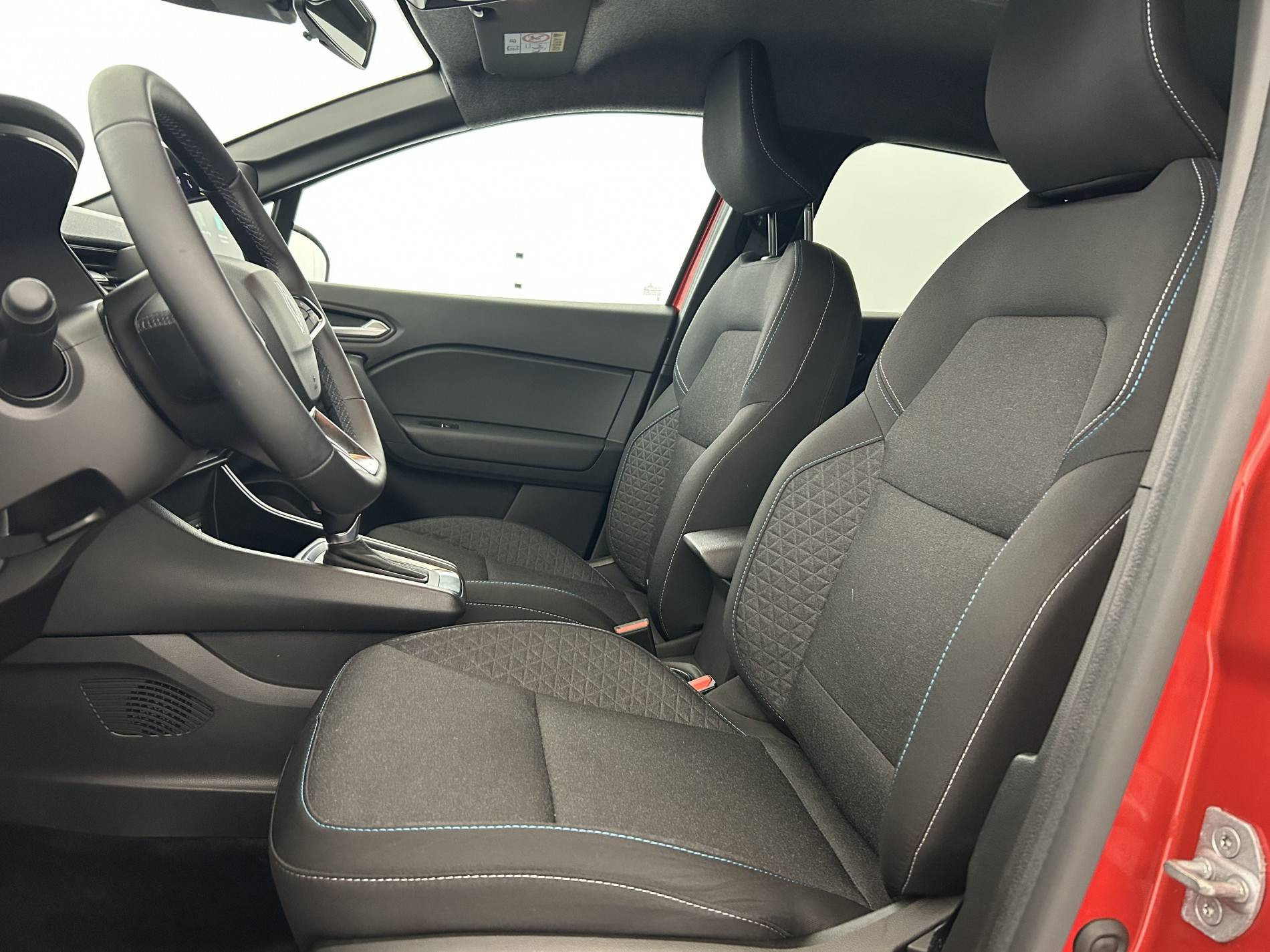 Vente en ligne Renault Symbioz  E-Tech full hybrid 145 au prix de 25 500 €