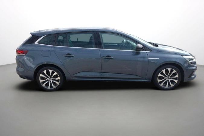 Vente en ligne Renault Megane 4 Estate  Blue dCi 115 EDC au prix de 23 990 €