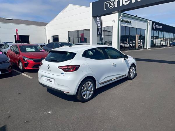 Vente en ligne Renault Clio 5 Clio E-Tech 140 - 21N au prix de 16 600 €