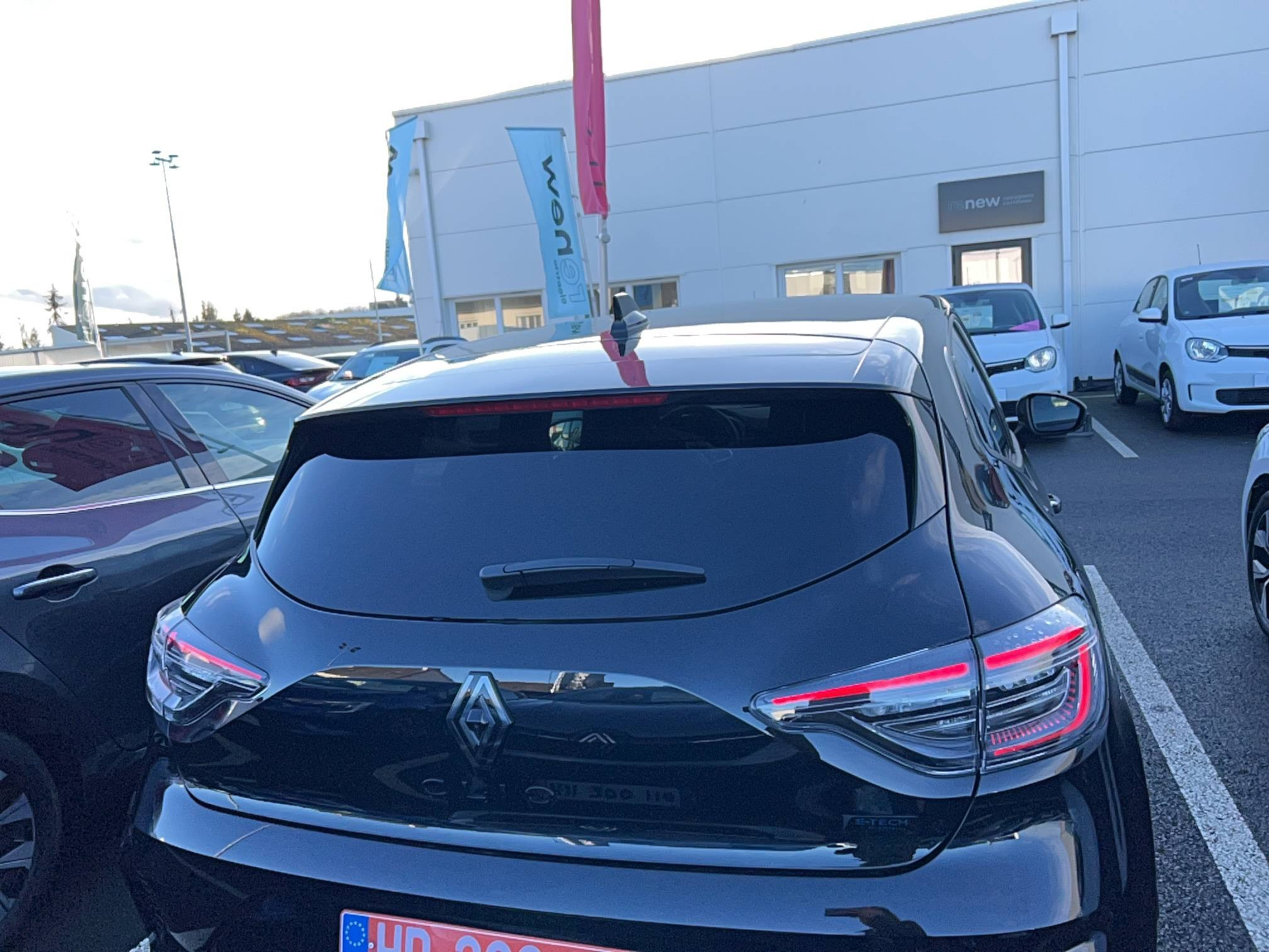 Vente en ligne Renault Clio 5 Clio E-Tech full hybrid 145 ch GSR2 au prix de 24 500 €