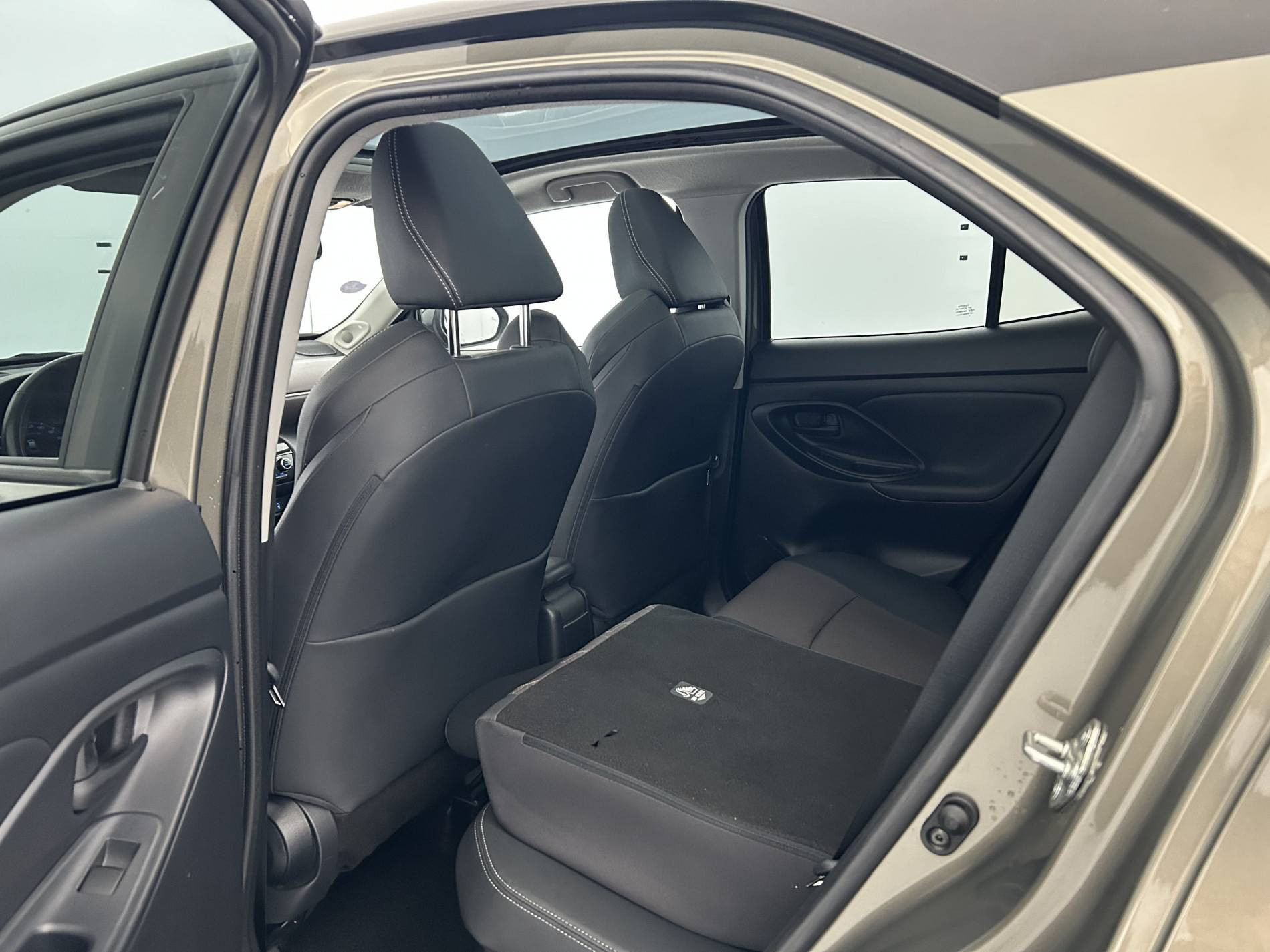 Vente en ligne Toyota Yaris Cross  116h 2WD au prix de 21 870 €