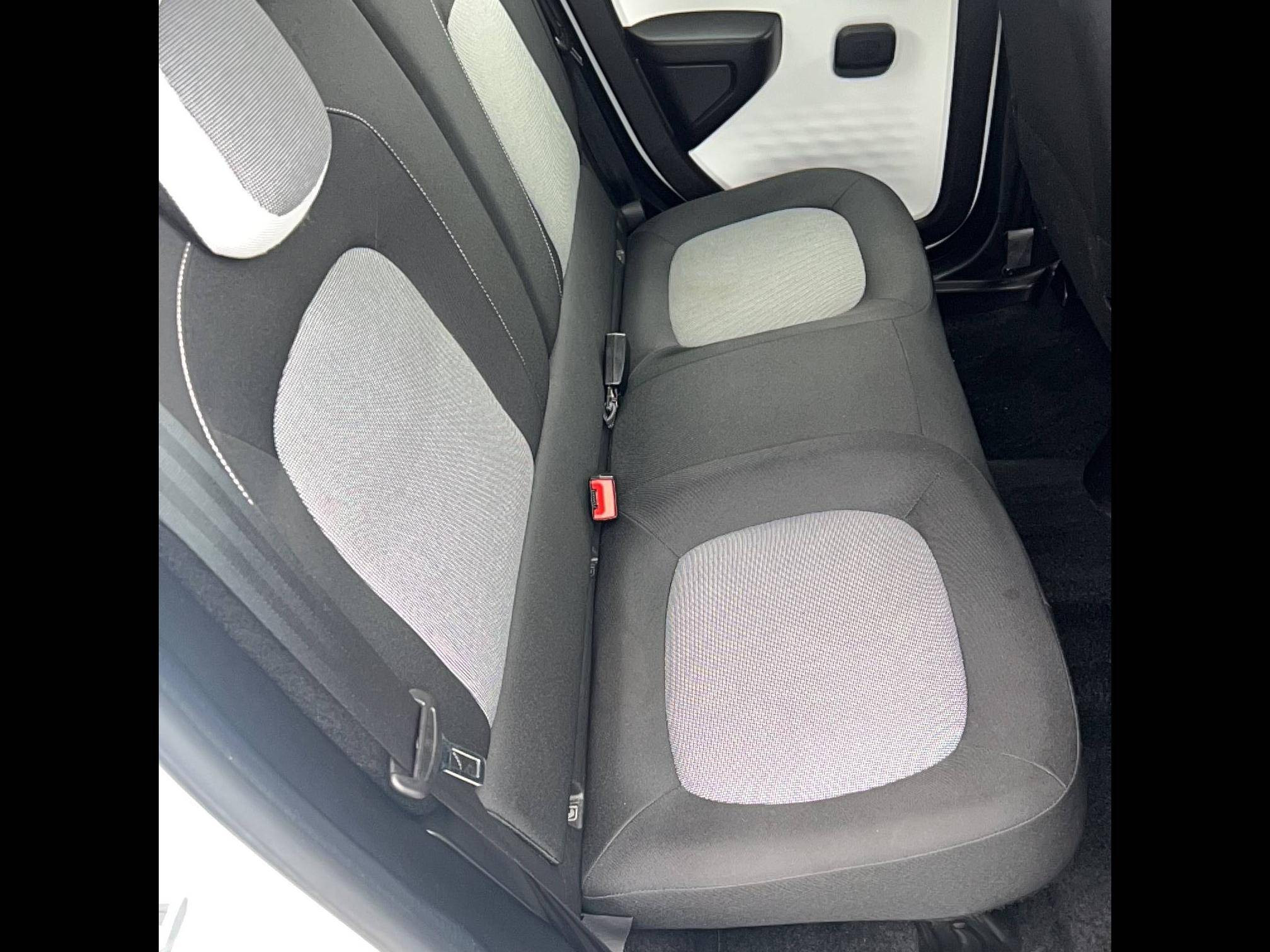 Vente en ligne Renault Twingo 3  SCe 65 - 21 au prix de 11 890 €