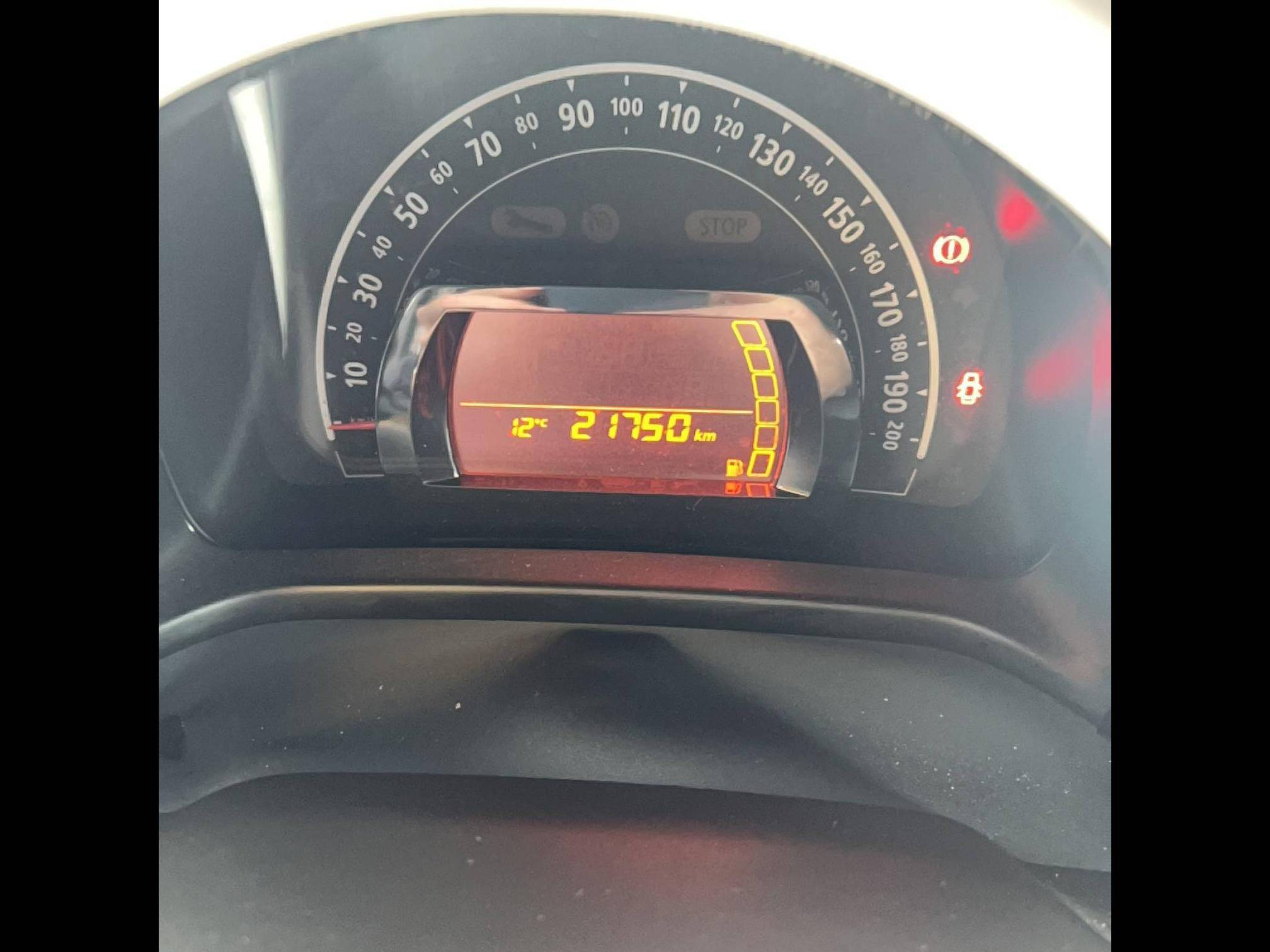 Vente en ligne Renault Twingo 3  SCe 65 - 21 au prix de 11 890 €