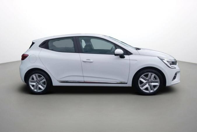 Vente en ligne Renault Clio 5 Clio E-Tech 140 - 21N au prix de 16 490 €