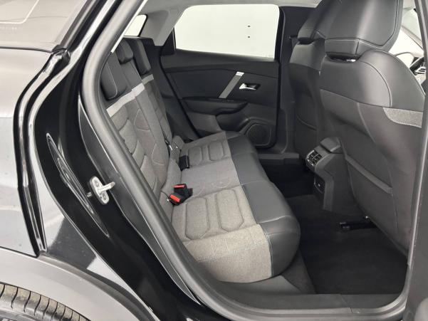 Vente en ligne Citroën C4  BlueHDi 130 S&S EAT8 au prix de 18 990 €