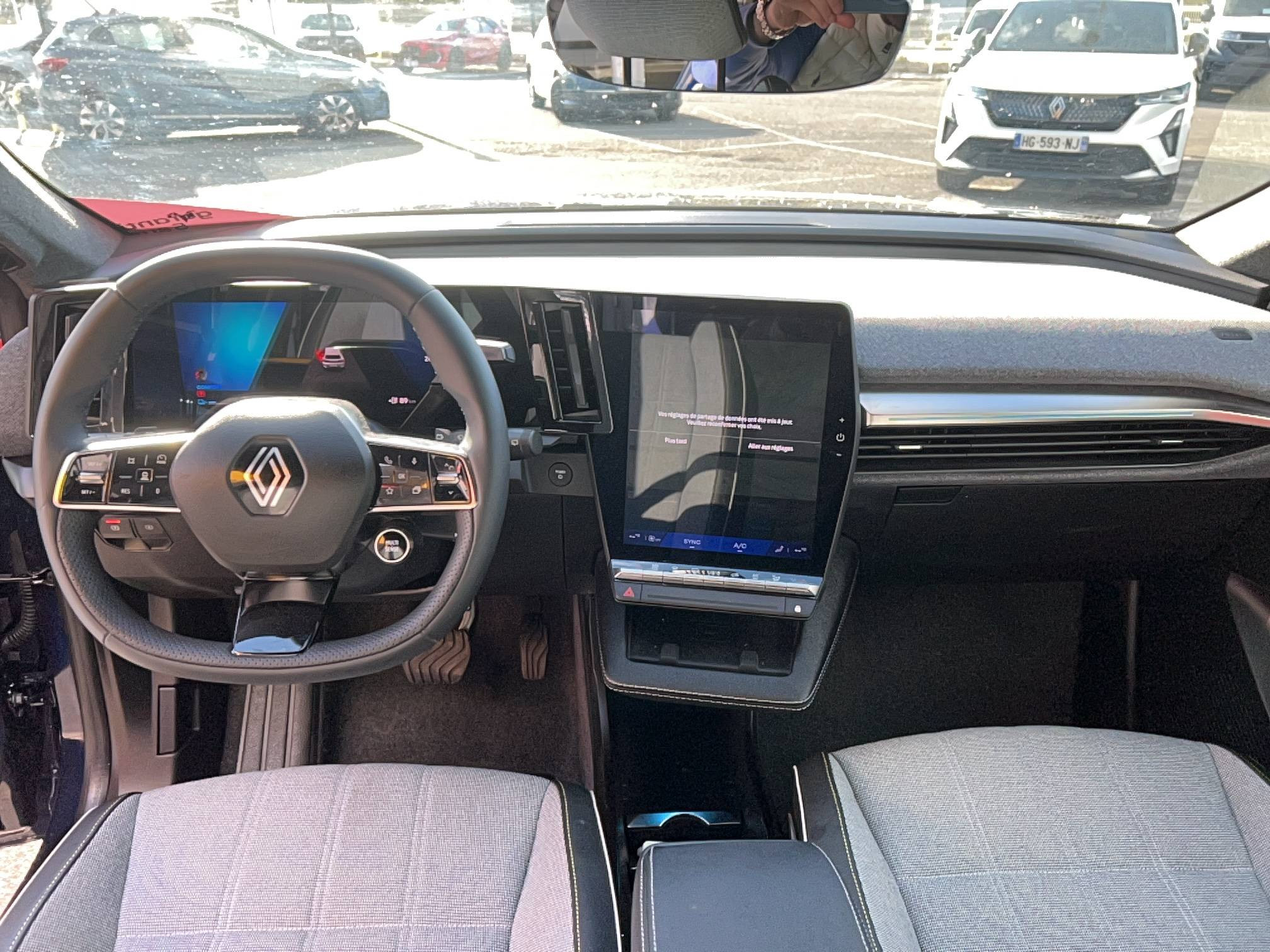 Vente en ligne Renault Scenic E-Tech  220 ch grande autonomie au prix de 37 390 €