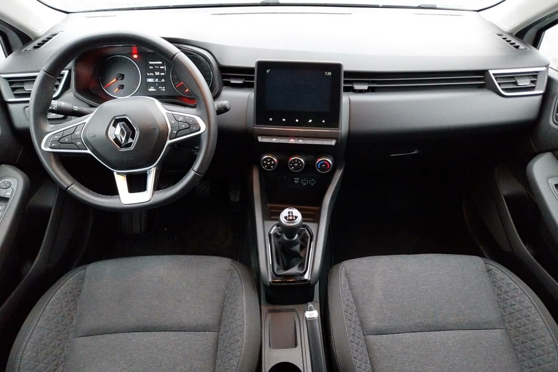 Vente en ligne Renault Clio 5 Clio SCe 65 - 21N au prix de 12 470 €