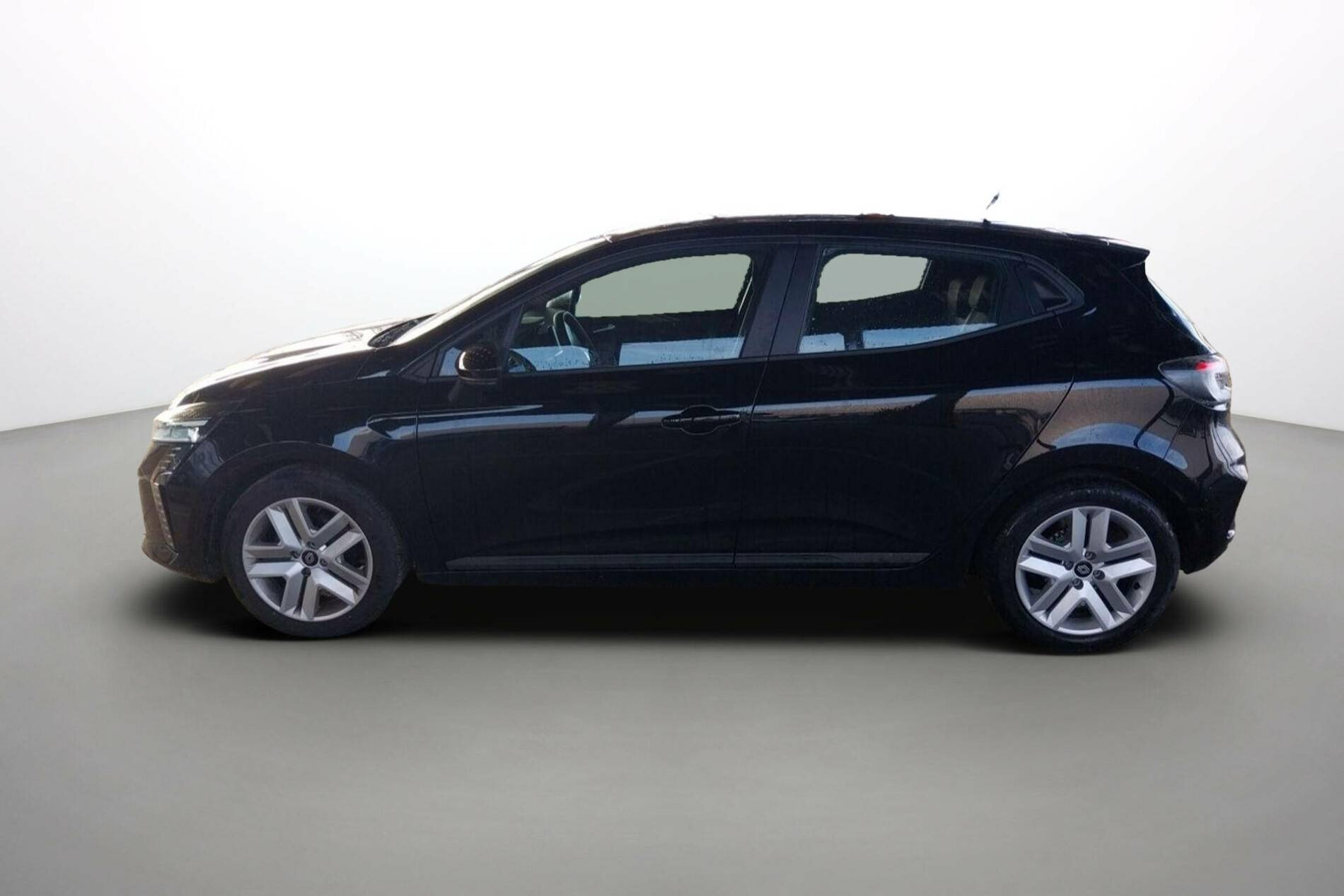 Vente en ligne Renault Clio 5 Clio TCe 90 au prix de 15 990 €