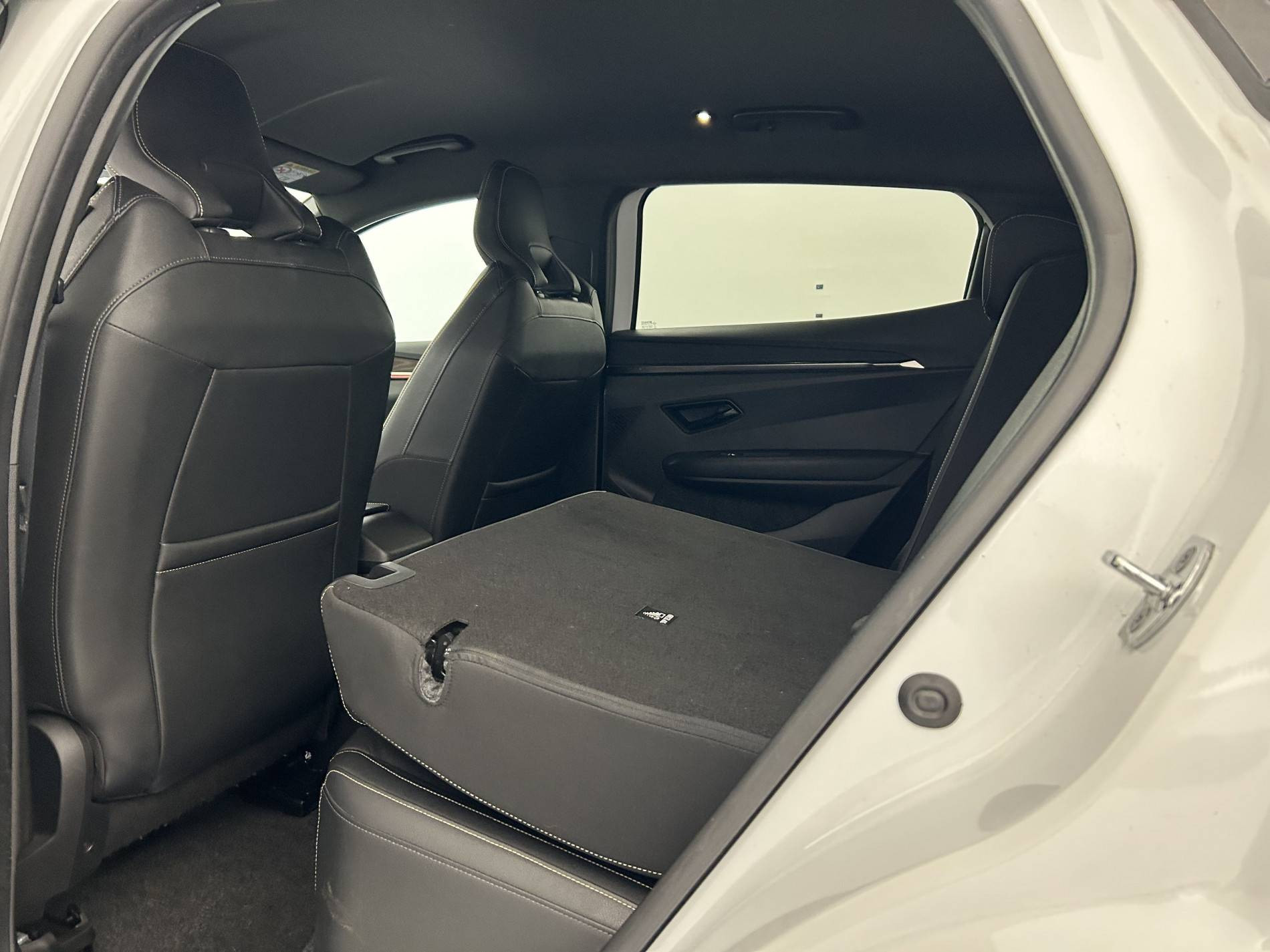 Vente en ligne Renault Megane E-Tech  EV60 220 ch super charge au prix de 22 530 €