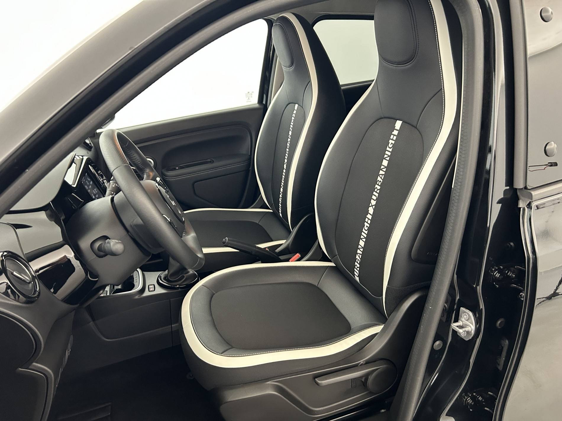 Vente en ligne Renault Twingo 3  SCe 65 au prix de 12 970 €