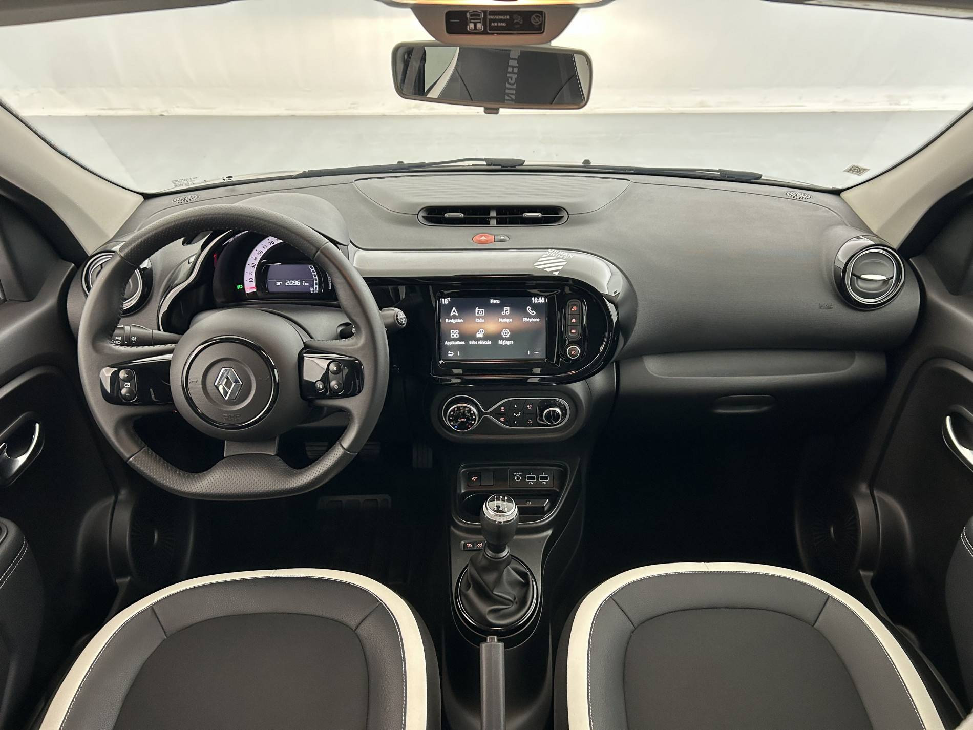 Vente en ligne Renault Twingo 3  SCe 65 au prix de 12 970 €