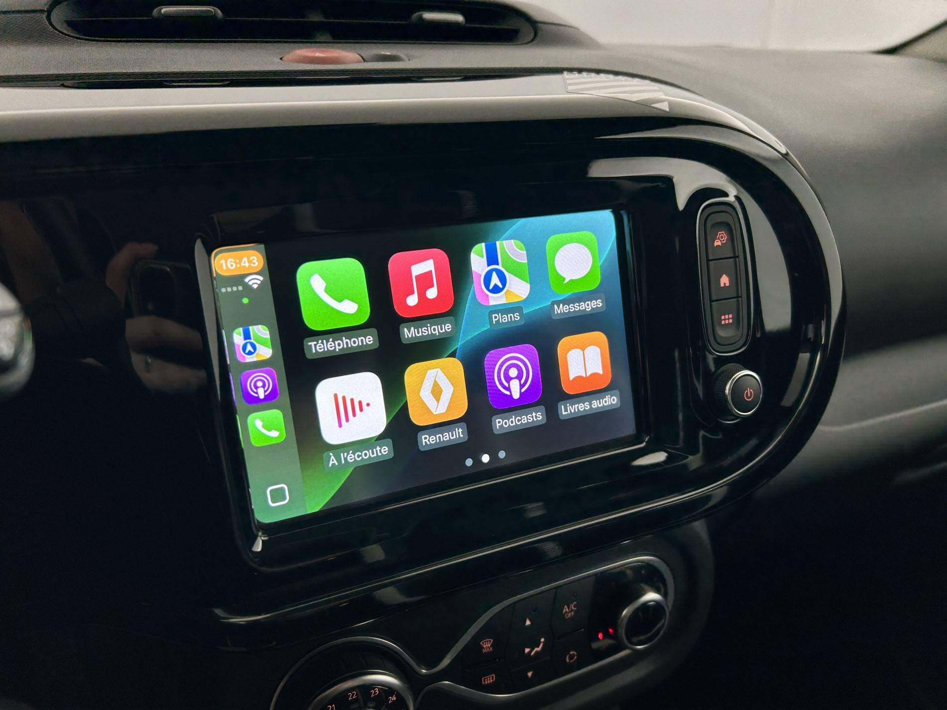 Vente en ligne Renault Twingo 3  SCe 65 au prix de 12 970 €