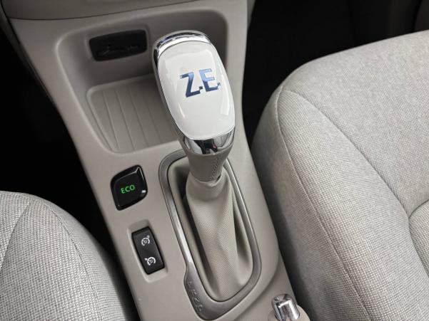 Vente en ligne Renault Zoé Zoe au prix de 9 490 €