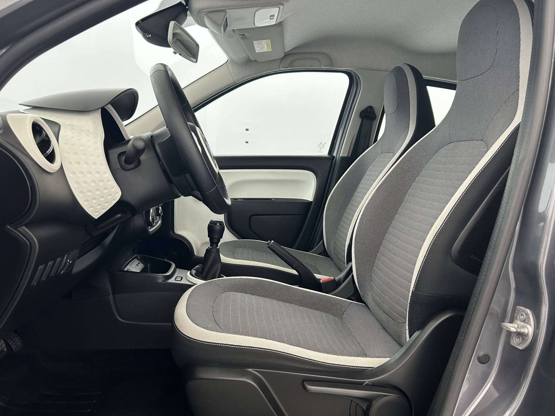 Vente en ligne Renault Twingo 3  SCe 65 au prix de 11 990 €