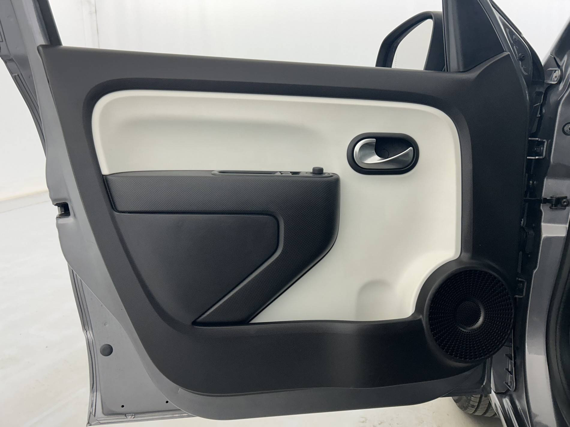 Vente en ligne Renault Twingo 3  SCe 65 au prix de 11 990 €