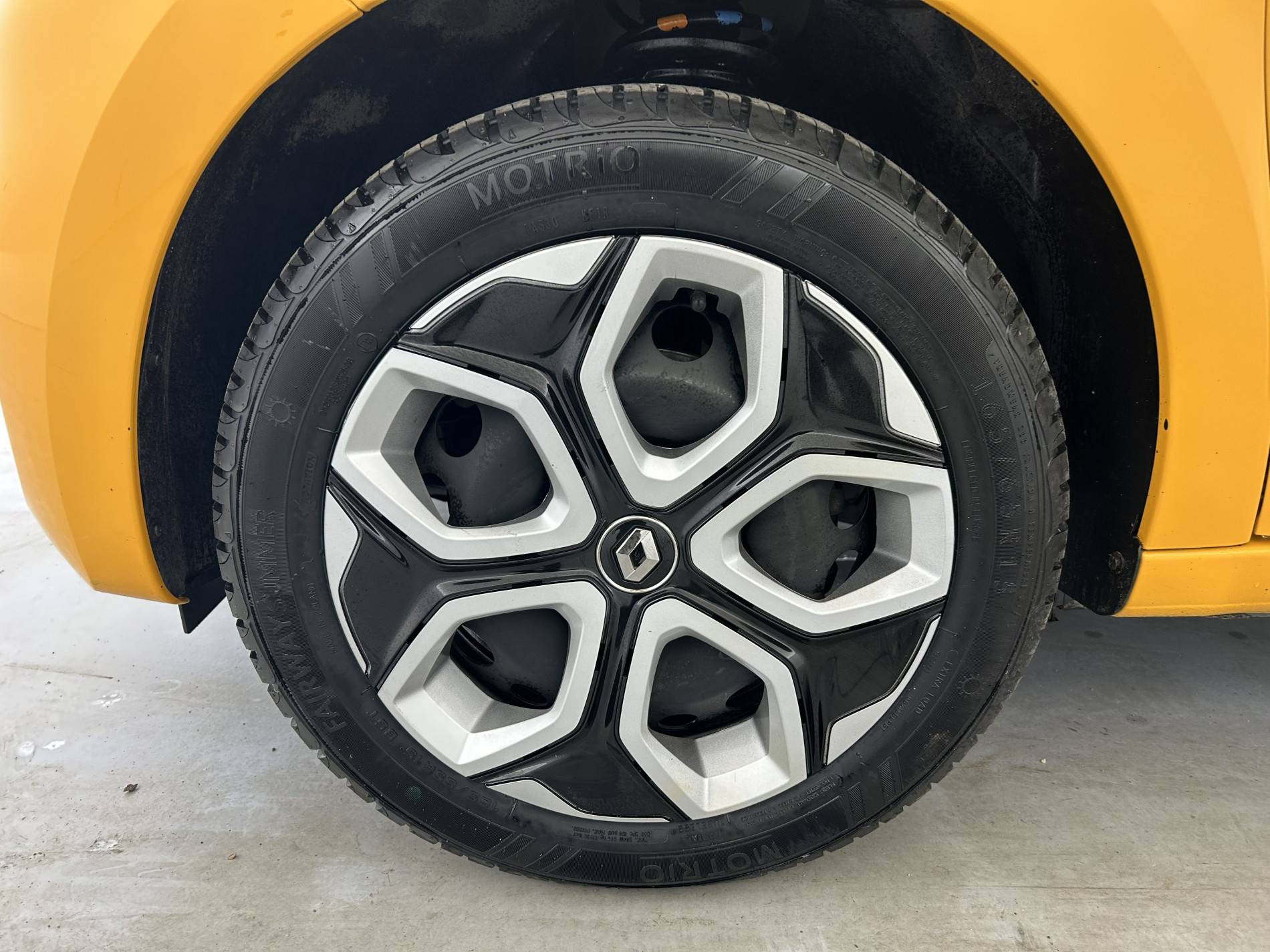 Vente en ligne Renault Twingo 3  SCe 65 au prix de 11 990 €