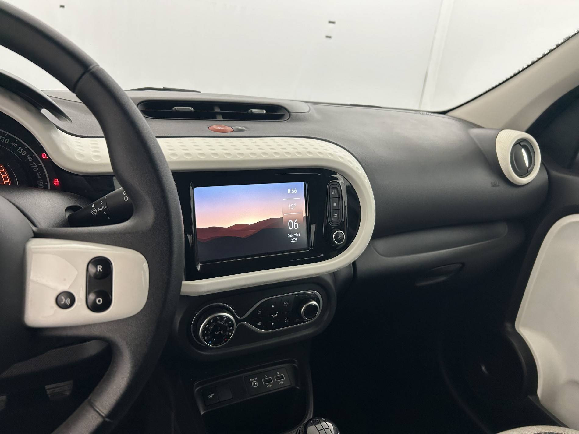 Vente en ligne Renault Twingo 3  SCe 65 au prix de 11 990 €