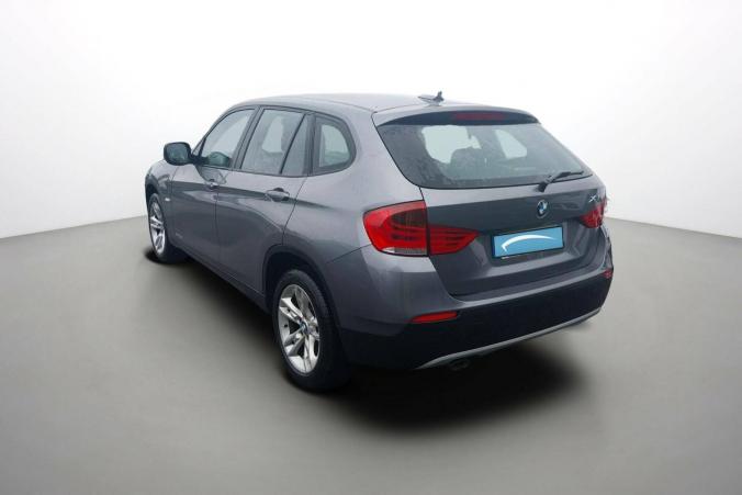 Vente en ligne Bmw X1 X1 sDrive 18d 143 ch au prix de 14 870 €