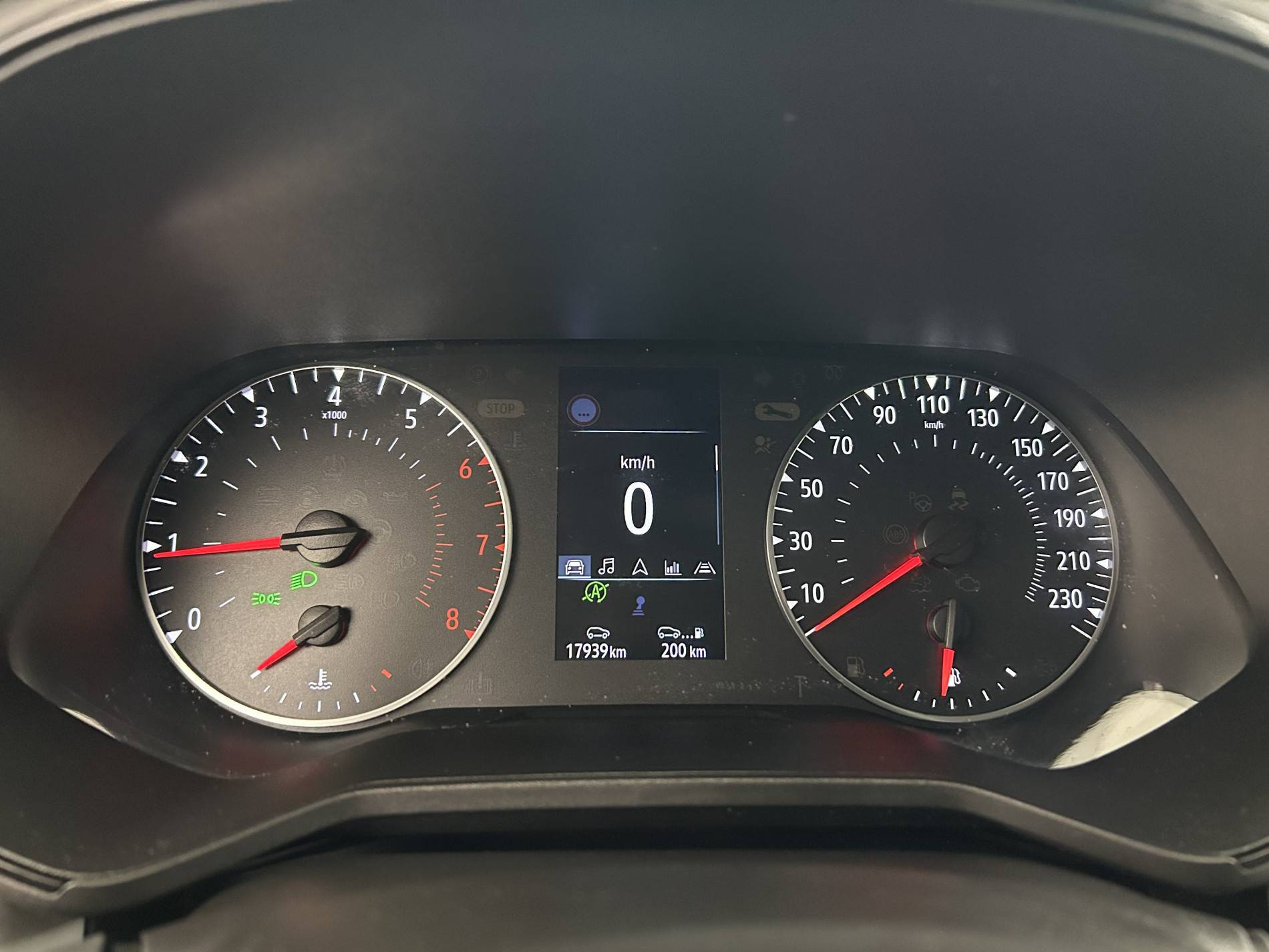 Vente en ligne Renault Clio 5 Clio TCe 90 au prix de 14 990 €