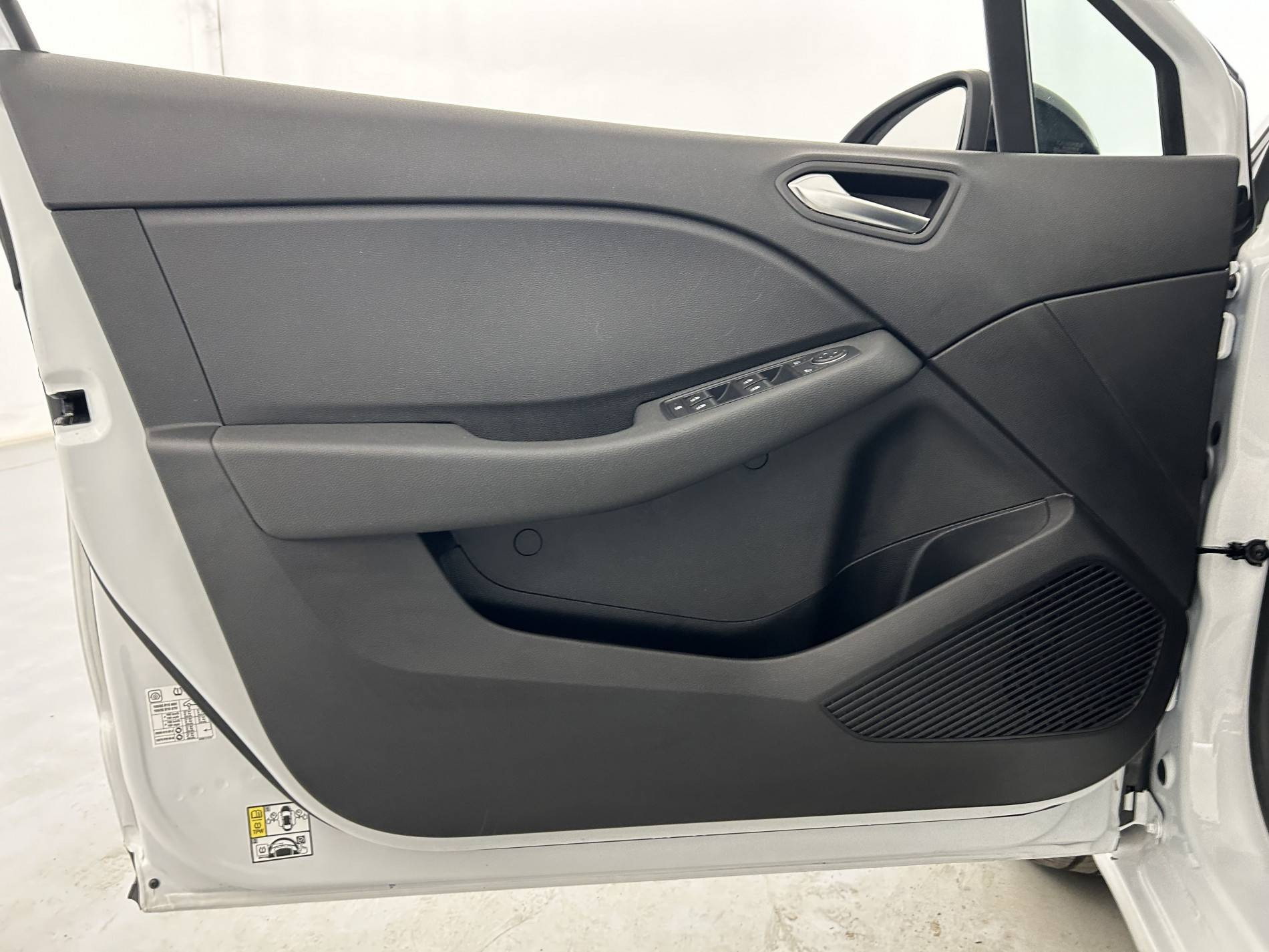 Vente en ligne Renault Clio 5 Clio TCe 90 au prix de 14 990 €