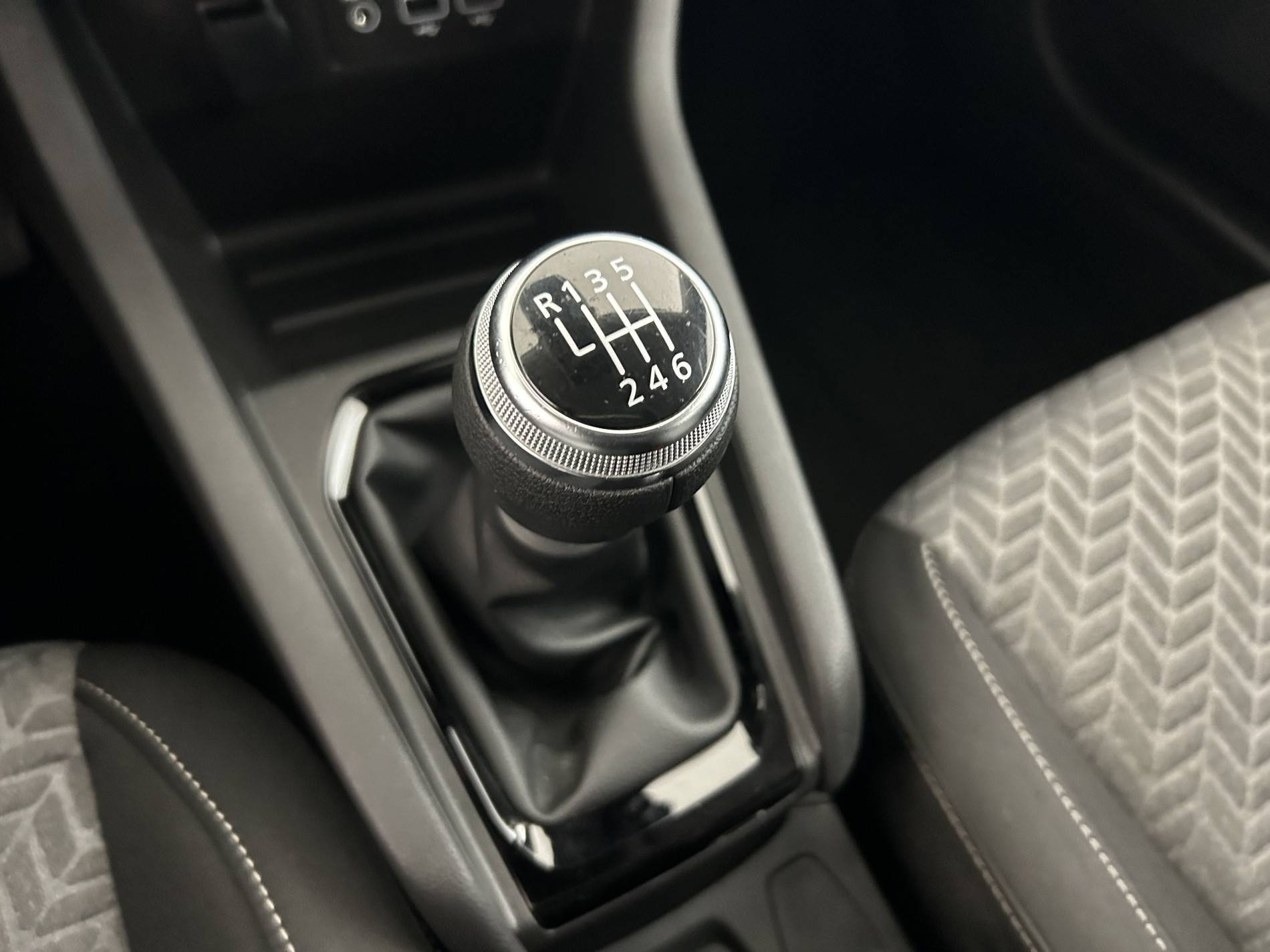 Vente en ligne Renault Clio 5 Clio TCe 90 au prix de 14 990 €