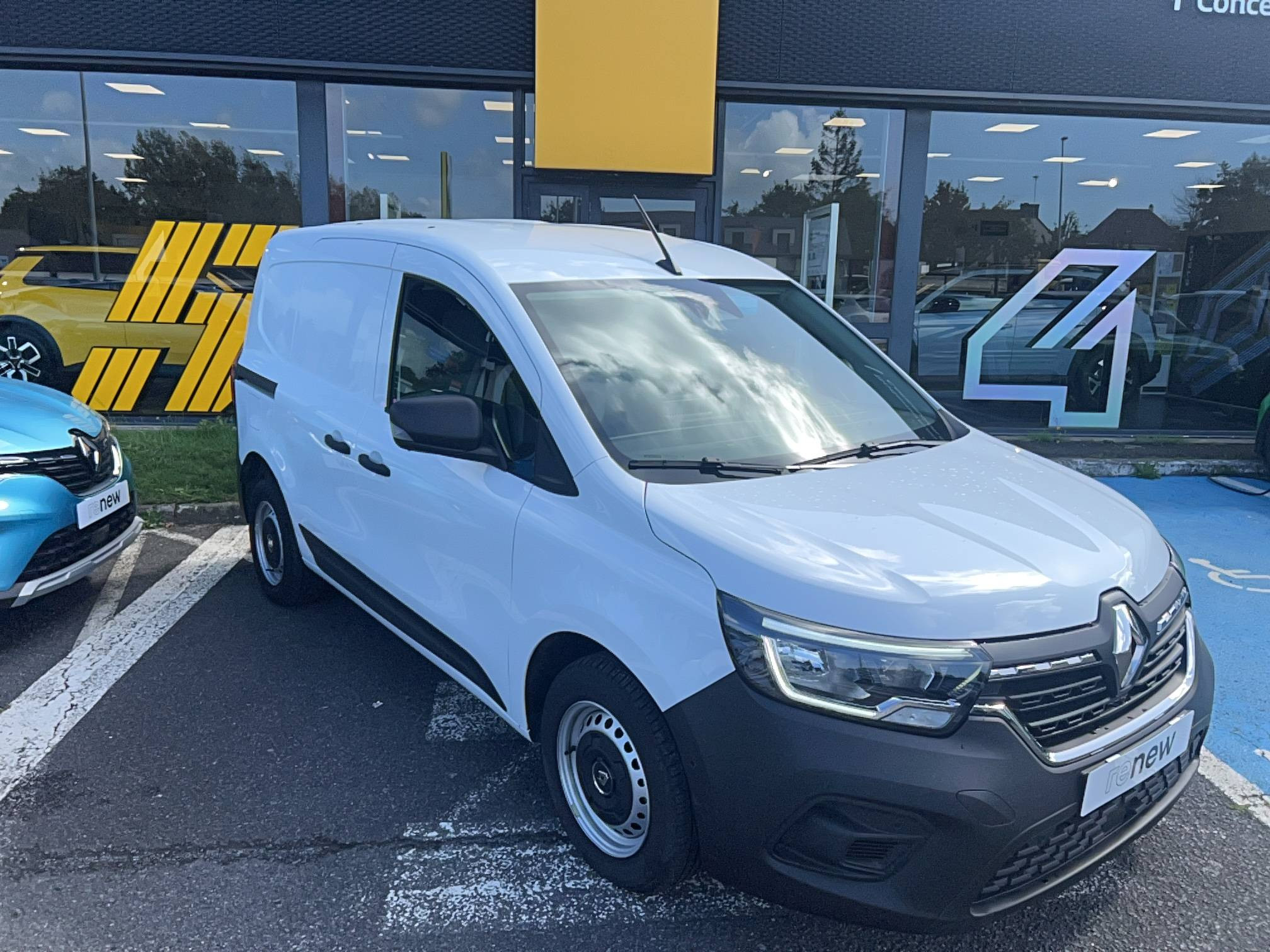 Vente en ligne Renault Kangoo Van  BLUE DCI 95 au prix de 19 490 €