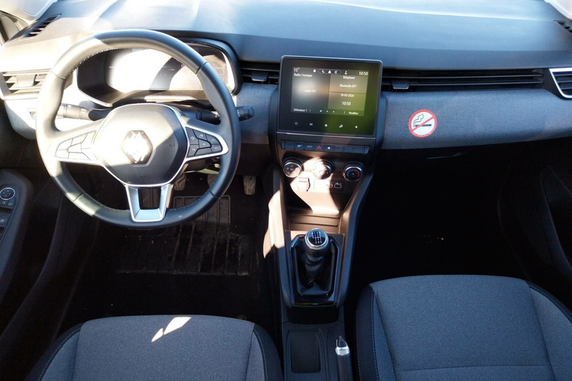 Vente en ligne Renault Clio 5 Clio TCe 90 au prix de 15 990 €