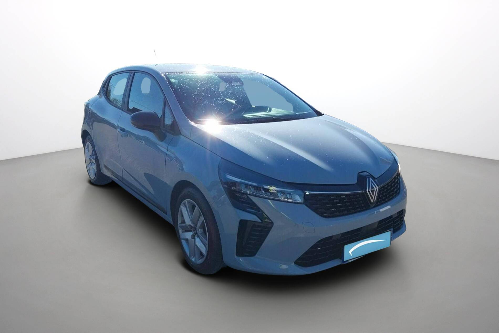 Vente en ligne Renault Clio 5 Clio TCe 90 au prix de 15 990 €