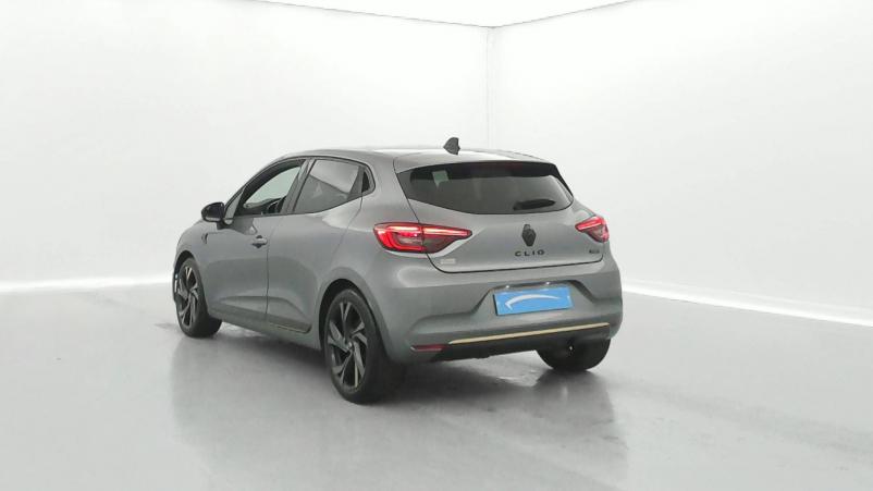 Vente en ligne Renault Clio 5 Clio E-Tech hybride 145 au prix de 20 490 €