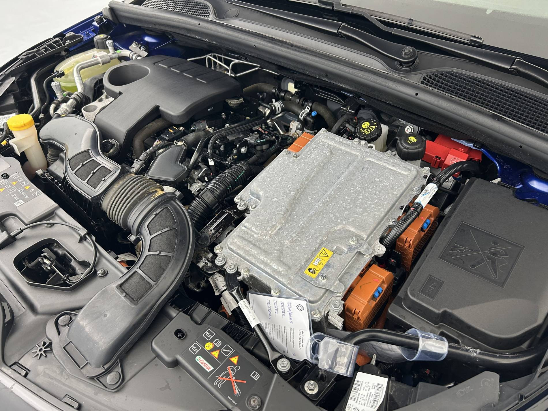 Vente en ligne Renault Clio 5 Clio E-Tech 140 - 21N au prix de 19 590 €