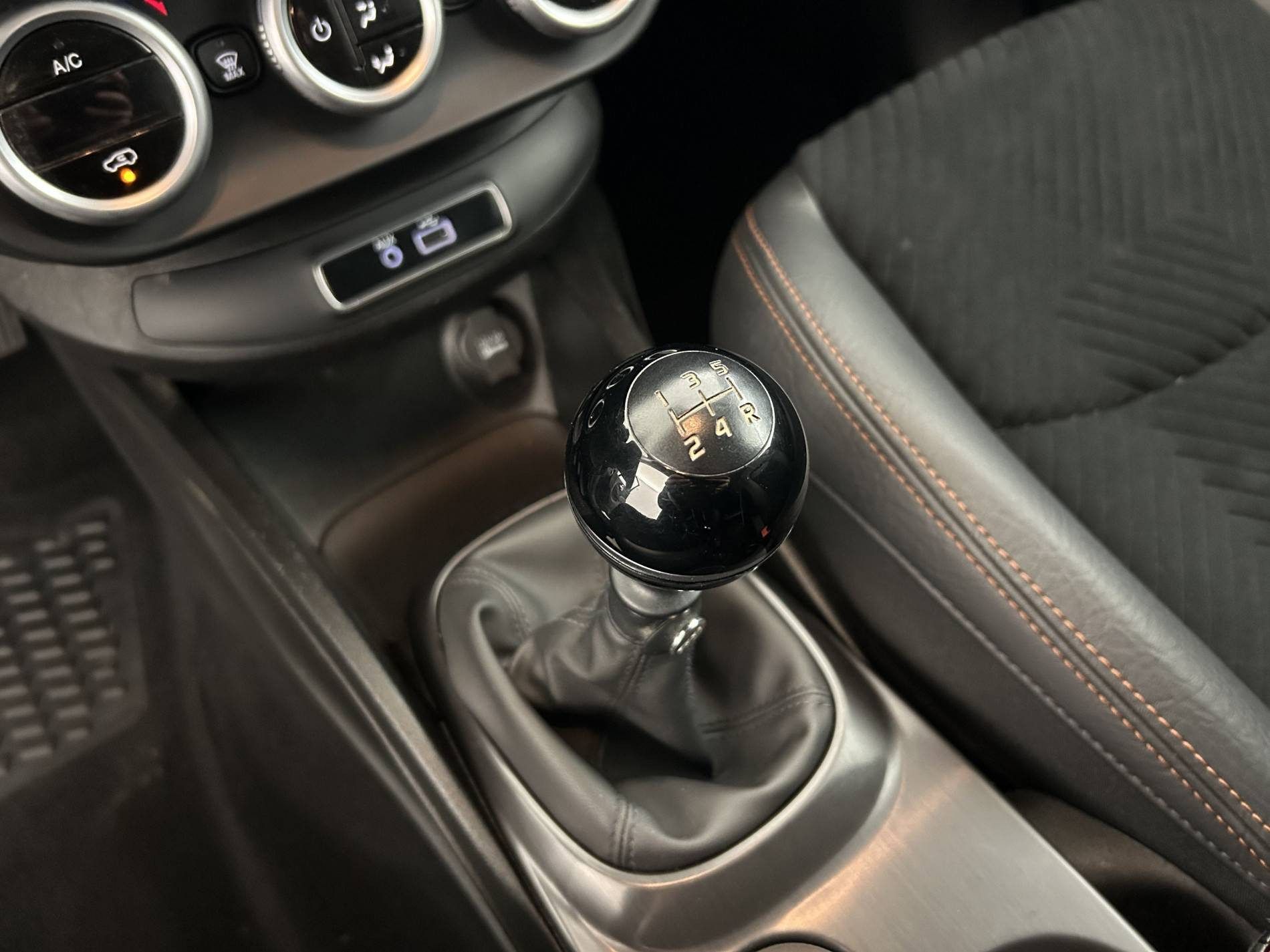 Vente en ligne Fiat 500X 500X E-Torq 1.6 110 ch au prix de 11 290 €