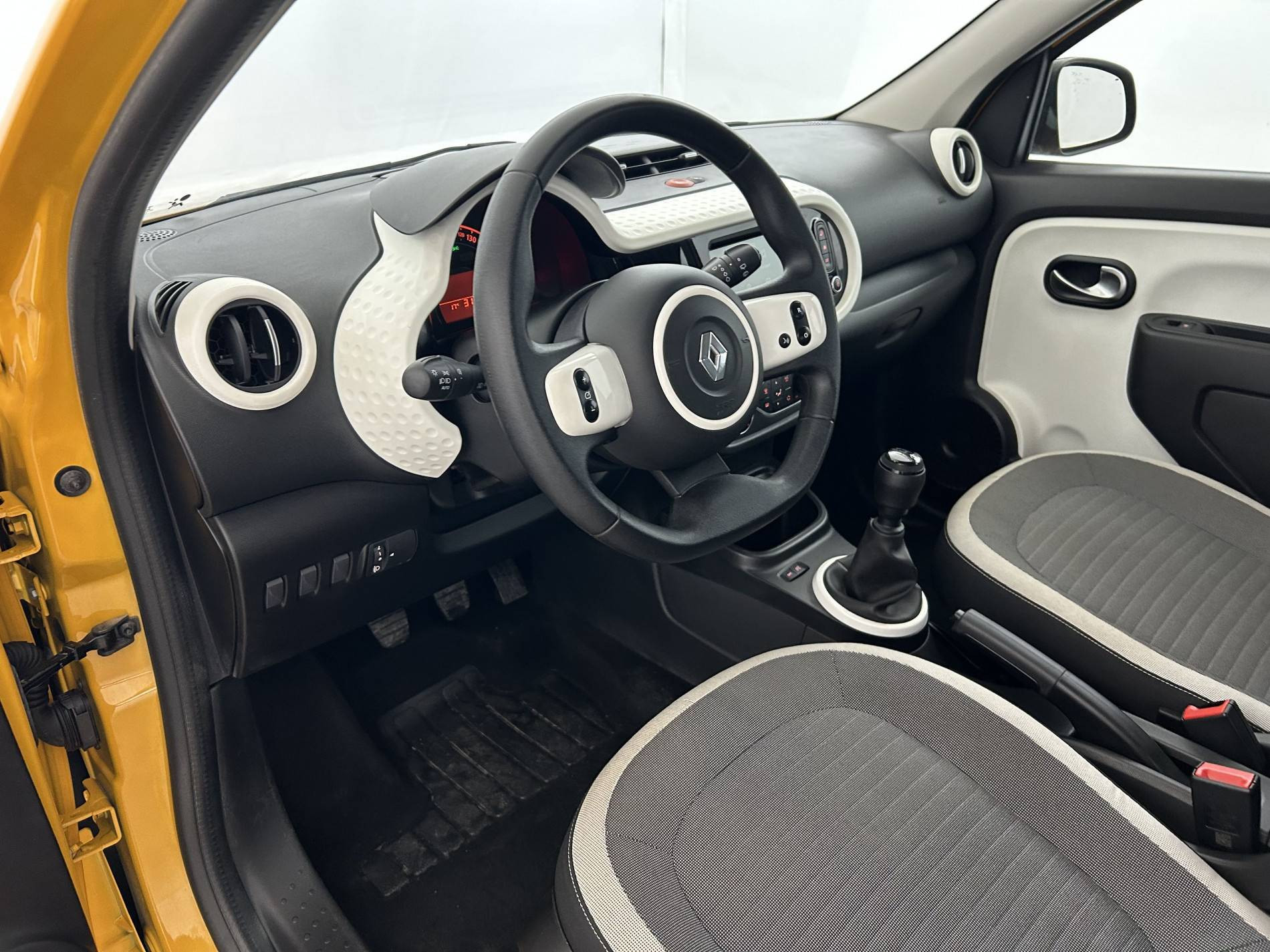 Vente en ligne Renault Twingo 3  SCe 65 au prix de 11 990 €