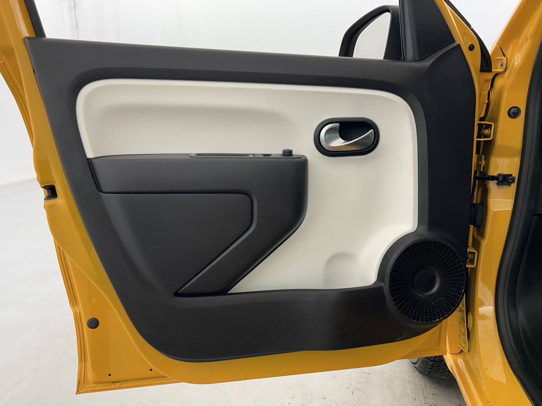 Vente en ligne Renault Twingo 3  SCe 65 au prix de 11 990 €