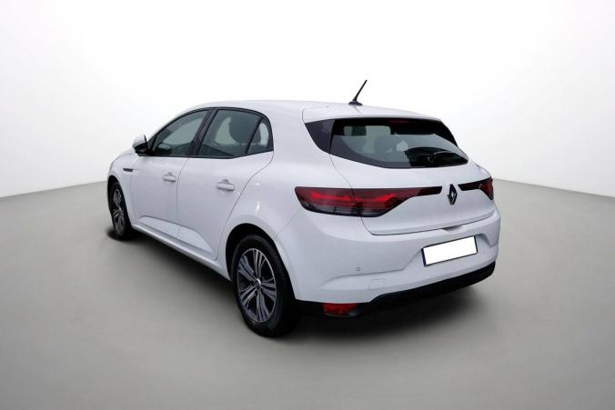 Vente en ligne Renault Megane 4  Blue dCi 115 au prix de 16 990 €