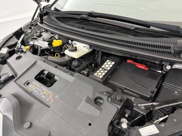 Vente en ligne Renault Scenic 4 Scenic TCe 140 FAP au prix de 16 870 €