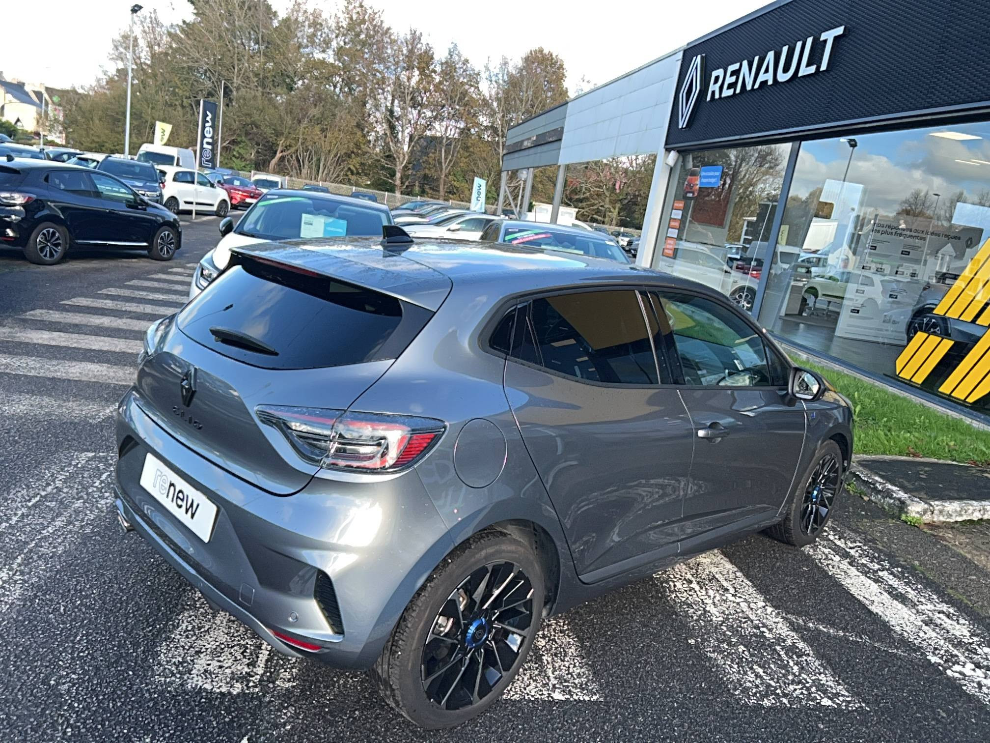 Vente en ligne Renault Clio 5 Clio TCe 90 ch GSR2 au prix de 21 300 €