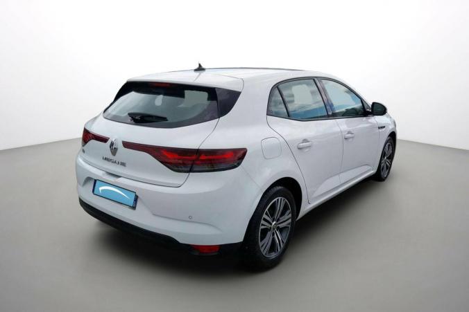 Vente en ligne Renault Megane 4  Blue dCi 115 au prix de 18 990 €