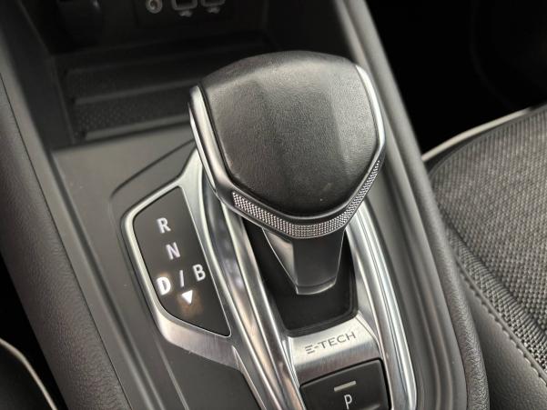 Vente en ligne Renault Captur  E-Tech Plug-in 160 au prix de 18 490 €