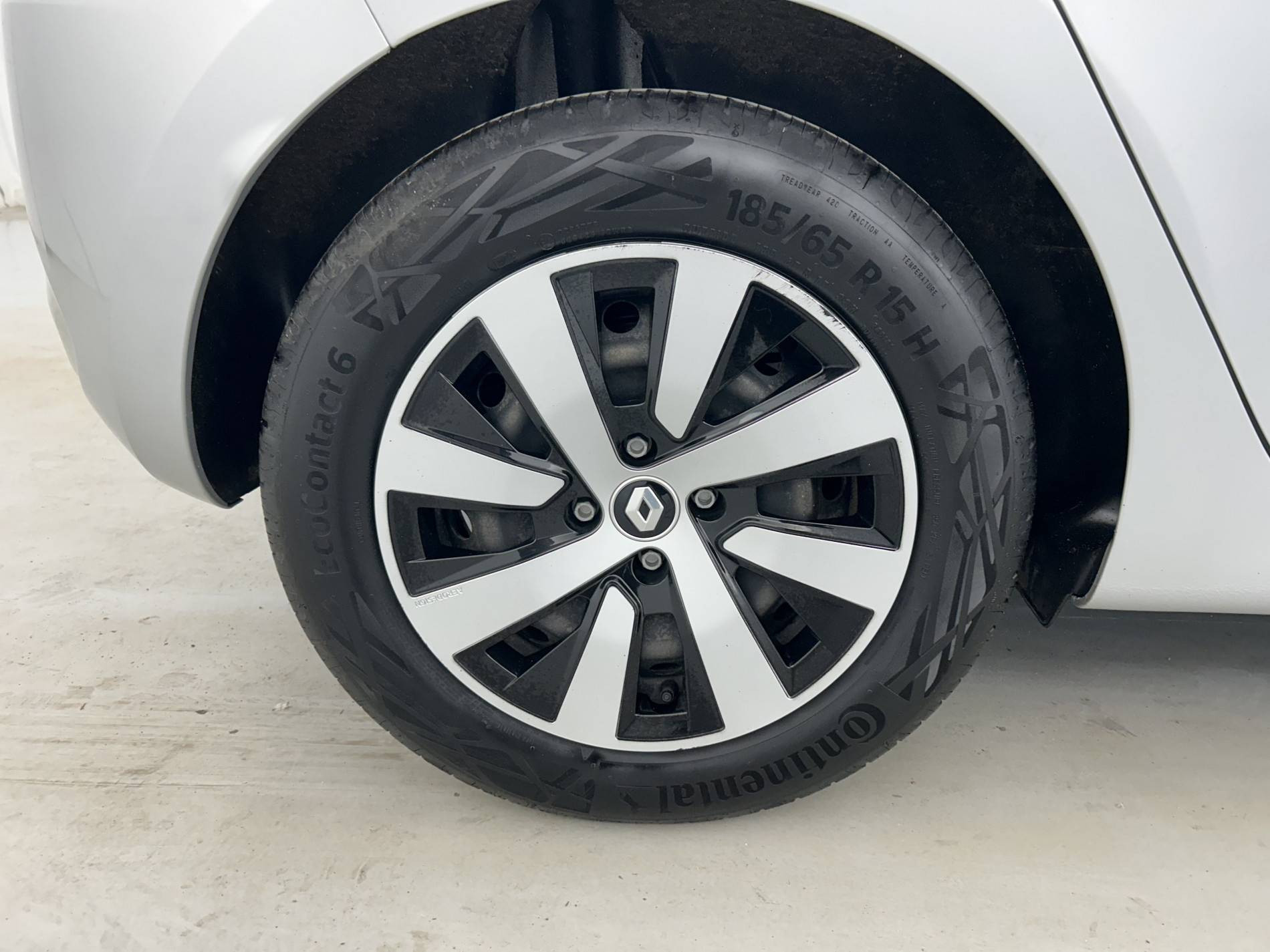 Vente en ligne Renault Clio 5 Clio TCe 90 au prix de 13 990 €