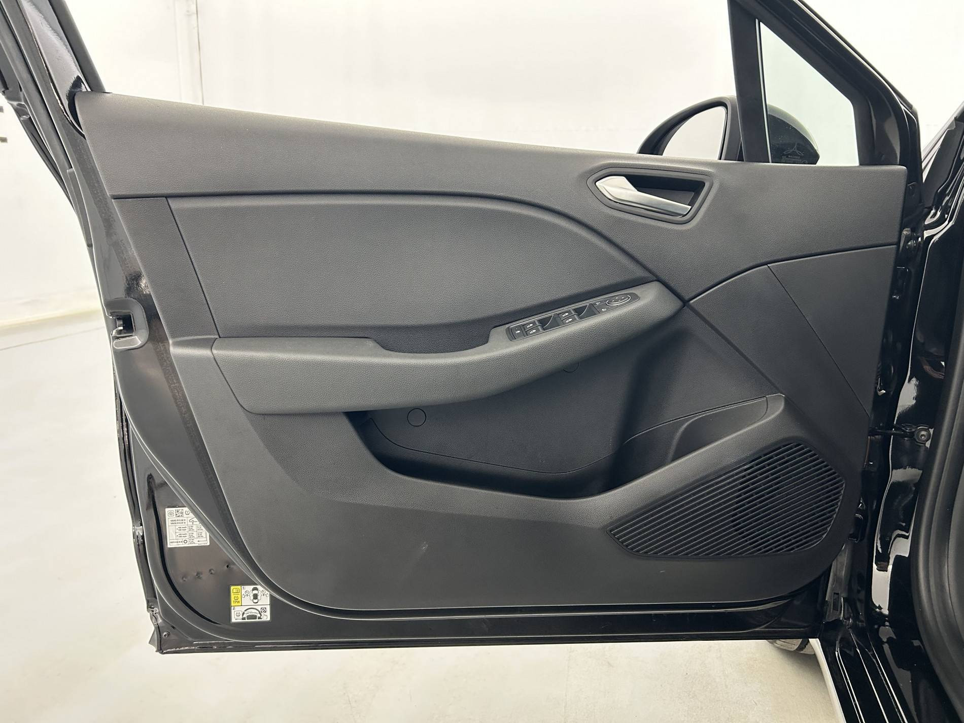 Vente en ligne Renault Clio 5 Clio E-Tech full hybrid 145 ch GSR2 au prix de 20 590 €