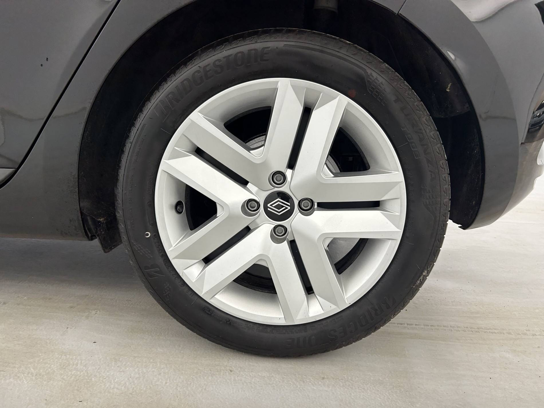 Vente en ligne Renault Clio 5 Clio E-Tech full hybrid 145 ch GSR2 au prix de 20 590 €