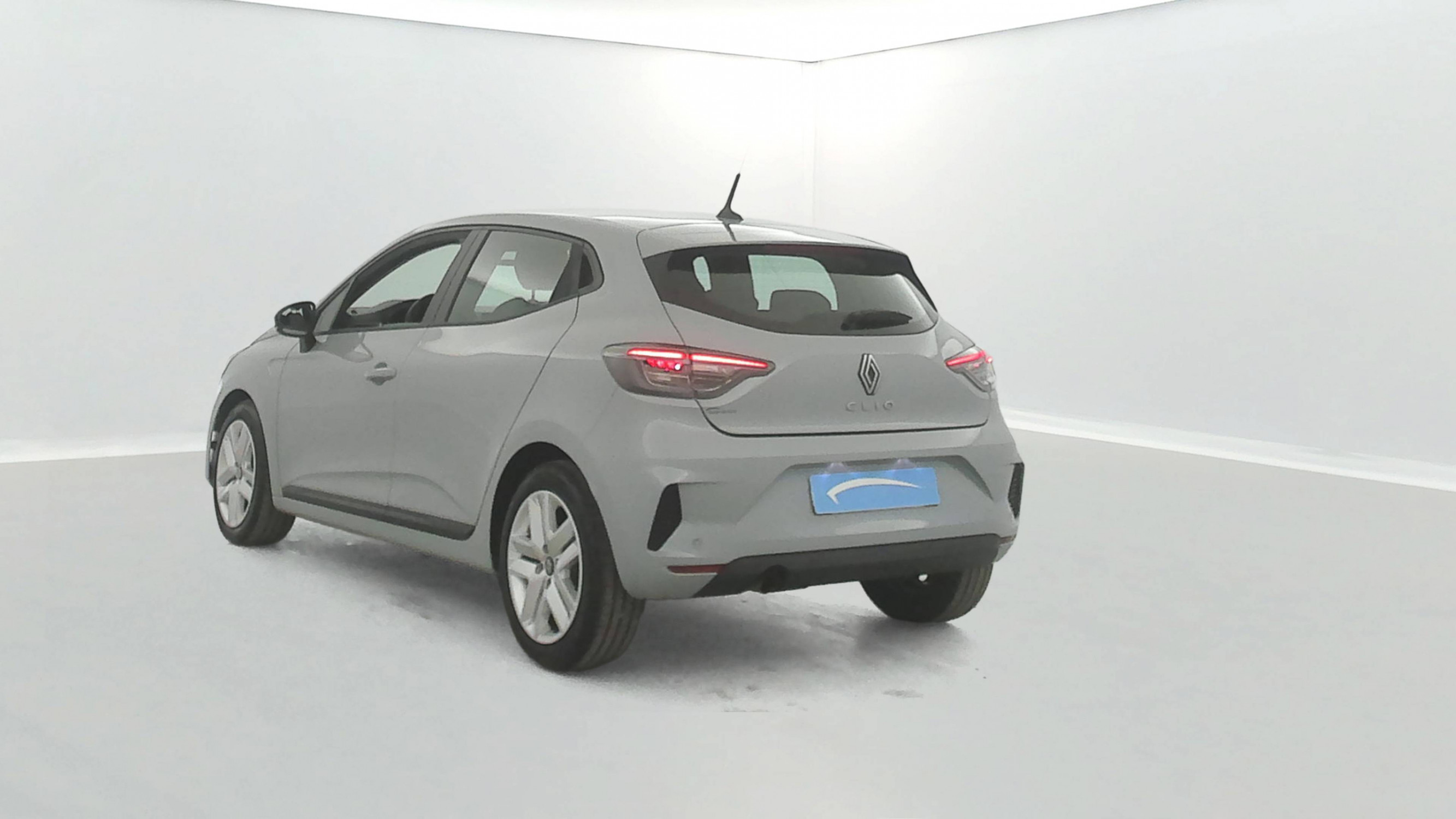Vente en ligne Renault Clio 5 Clio TCe 90 au prix de 15 990 €