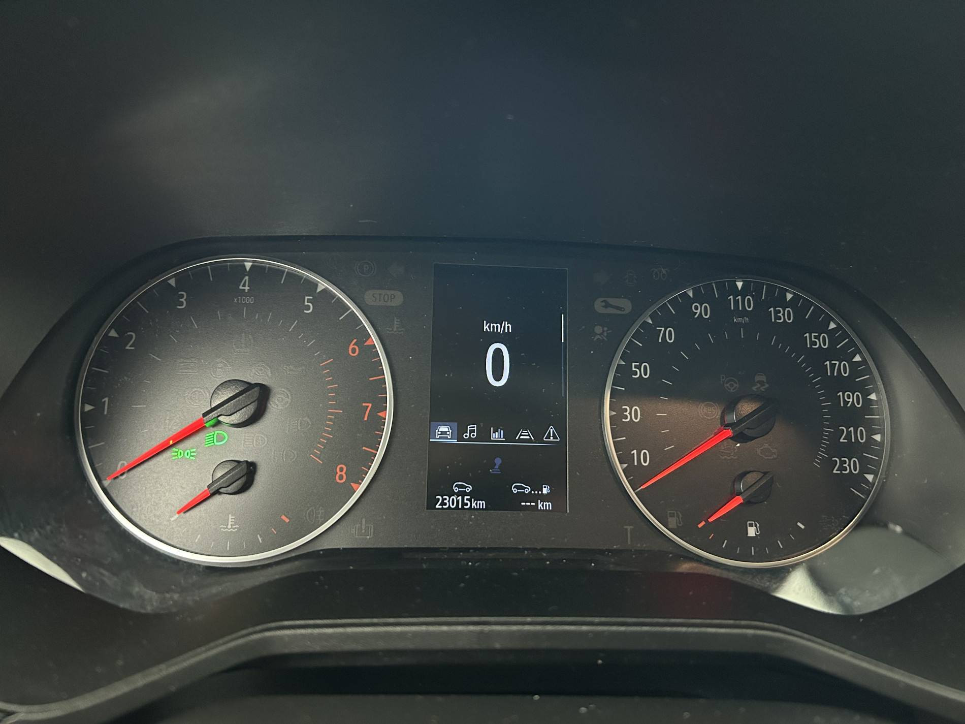 Vente en ligne Renault Clio 5 Clio TCe 90 au prix de 14 390 €