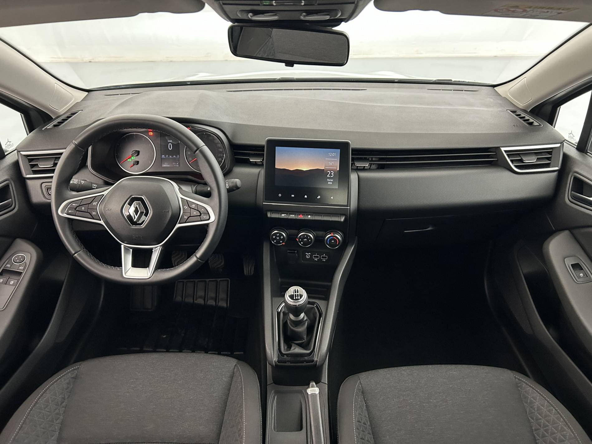 Vente en ligne Renault Clio 5 Clio TCe 90 au prix de 14 390 €