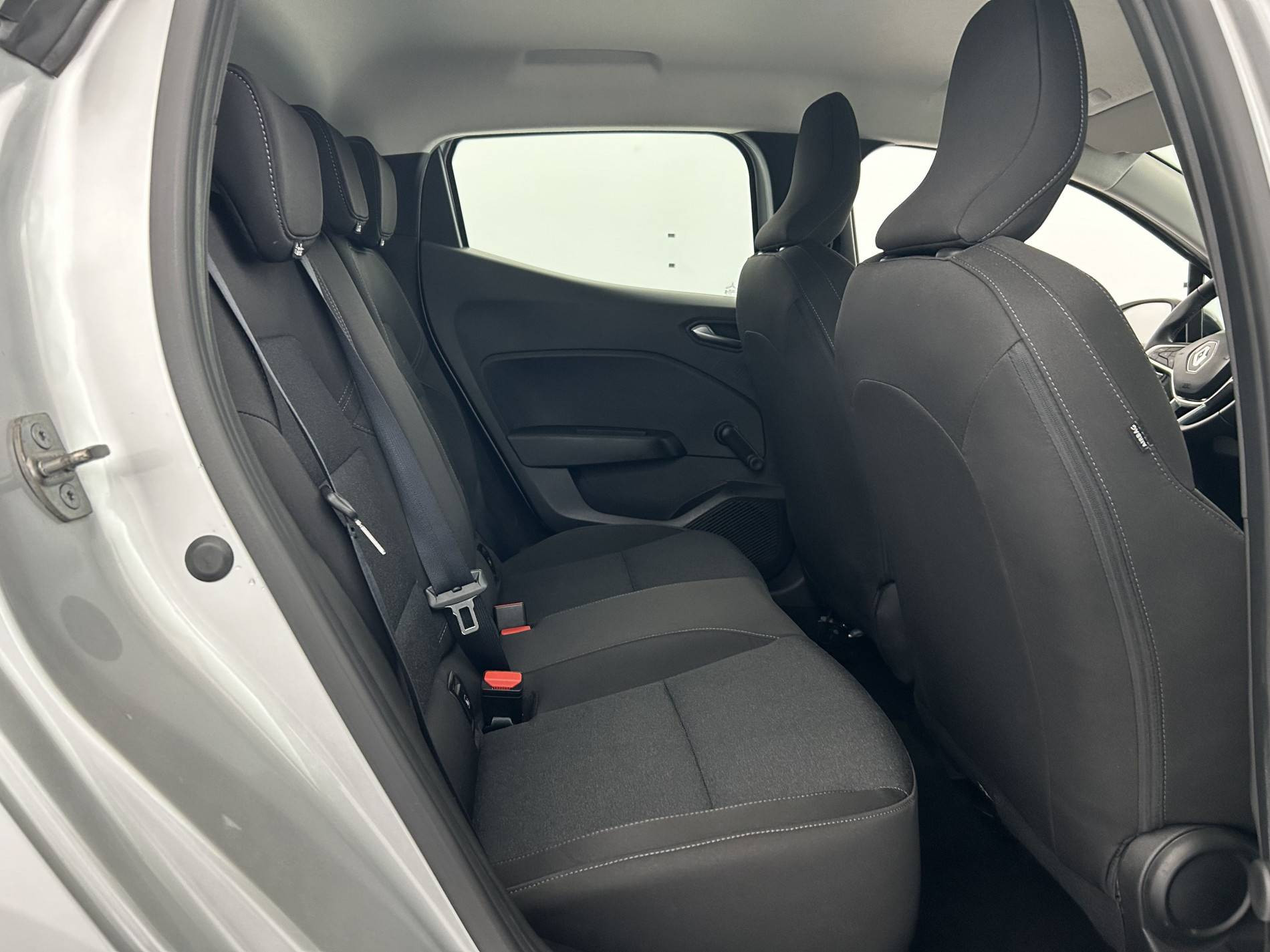 Vente en ligne Renault Clio 5 Clio TCe 90 au prix de 14 390 €