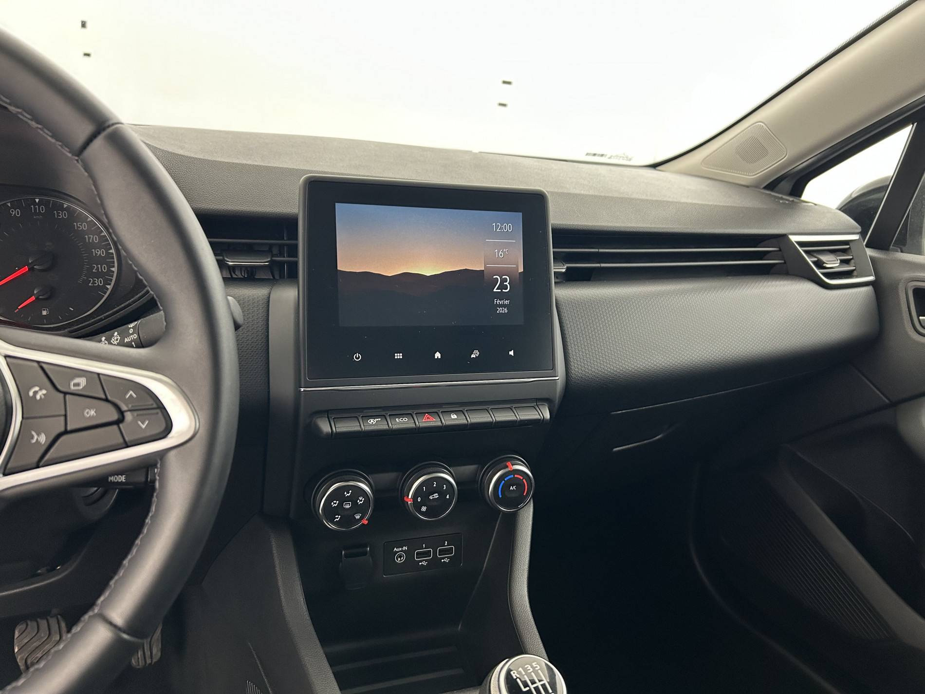 Vente en ligne Renault Clio 5 Clio TCe 90 au prix de 14 390 €