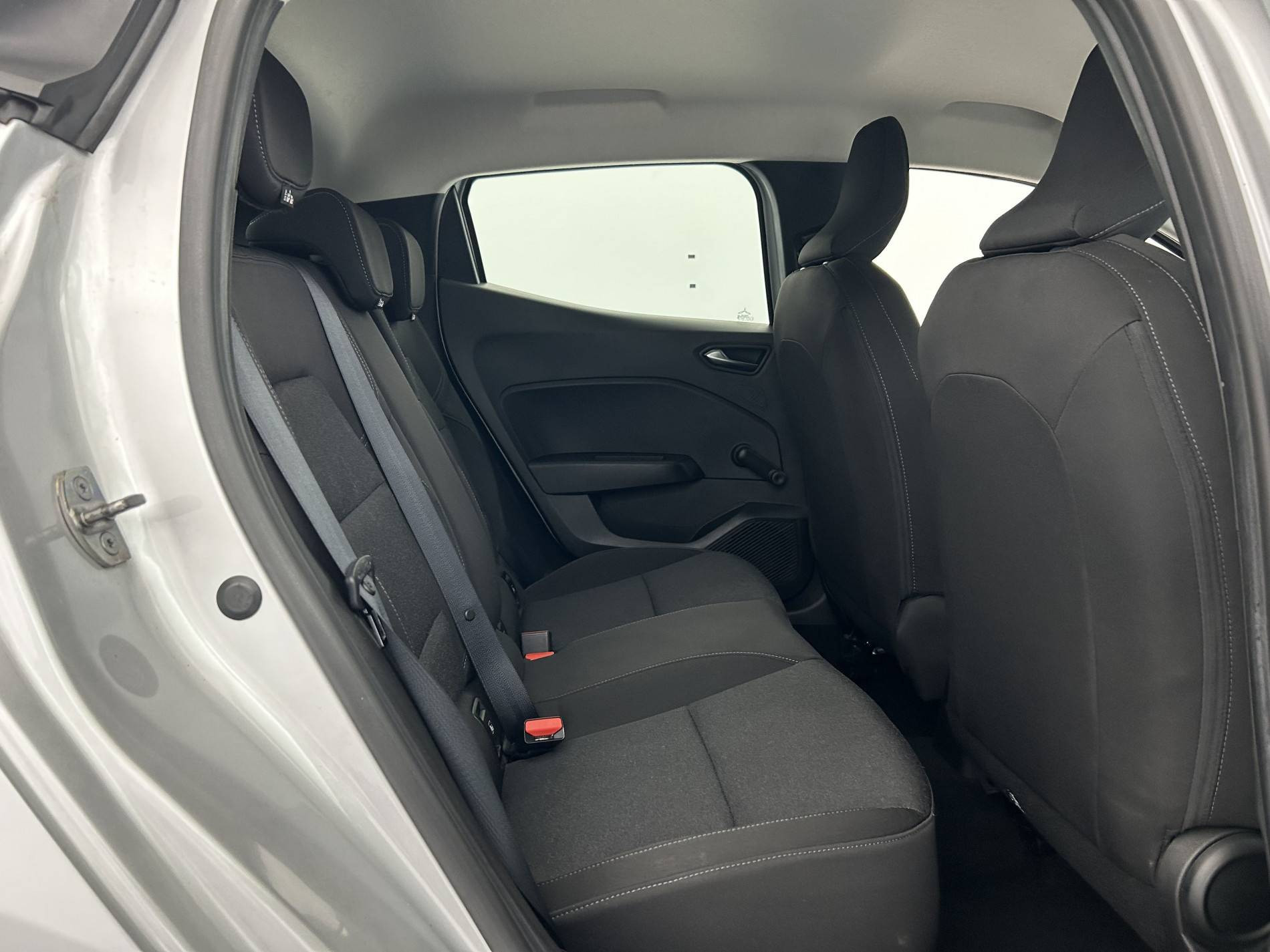 Vente en ligne Renault Clio 5 Clio TCe 90 au prix de 13 990 €